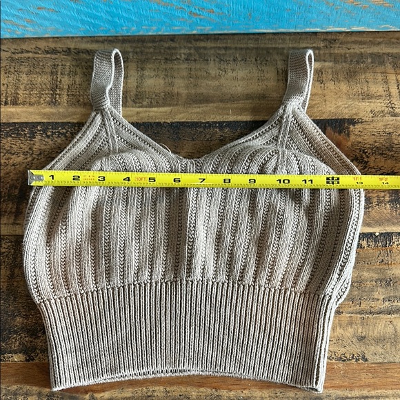 Bundle 5 items @ 15$, pay only 45$ - 2 items free! Tan Ribbed Crop Camisole - Picture 4 of 7